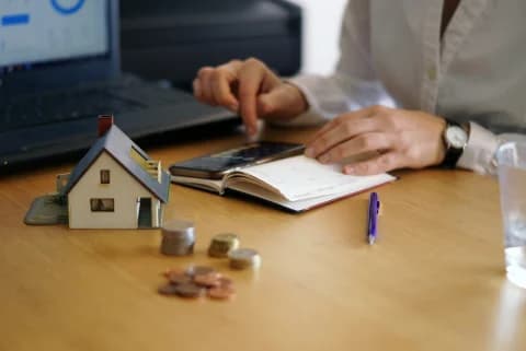 Proceso legal y financiero: